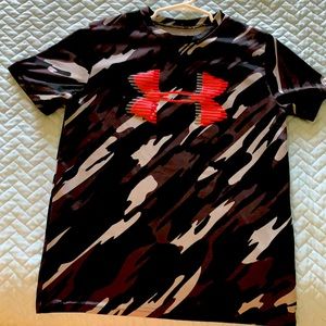 Boys Under Armour T-shirt